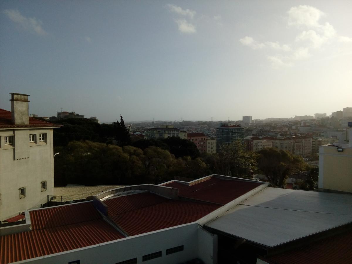 Hotel Voyage 63 à Lisboa Extérieur photo